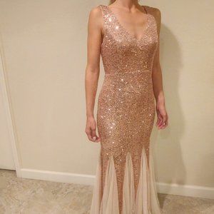 Mermaid style sequined evening gown - 2 sizes